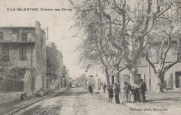 MARSEILLE / LA VALENTINE / CHEMIN DES OLIVES / EDITEUR BERNARD 2 / TRES JOLIE CARTE - Les Caillols, La Valentine