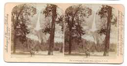 The Awe Inspiring Yosemite Falls, California, U.S.A., Photo Stéréo Sur Carton 178x89 Mm. - (GF3892) - Stereoscopic