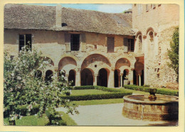 12. CONQUES – Le Cloître De L'ancienne Abbaye De Sainte-Foy (voir Scan Recto/verso) - Autres & Non Classés