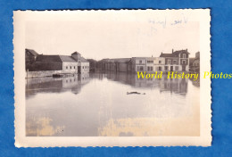 Photo Ancienne Snapshot - MONTEREAU - Vue Prise Du Pont D' Yonne , Maison G. GRAUSS - Inondations 1955 - Seine Et Marne - Lugares