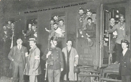 MILITARIA - Passage D'un Train De Sanitaires Et Grands Blessés Français - Carte Postale Ancienne - Guerres - Autres