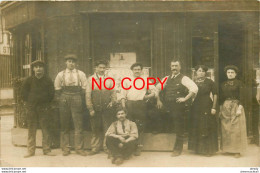 62 HARNES. Ouvriers Et Patron Du Café. Carte Photo Rare Vers 1910 - Harnes