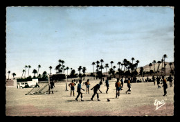 STADES - FOOTBALL - ALGERIE - COLOMB BECHAR - SAHARA - Stadiums