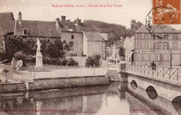 CPA 10 - BAR Sur SEINE - Entrée De La Rue Thiers - Voyagée - Bar-sur-Seine