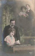 COUPLE - Le Langage Des Cartes - Une Femme Jouant Aux Cartes - Carte Postale Ancienne - Couples