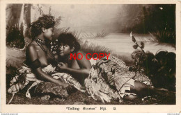 (B&P) RARE Belle Photo Cpa FIDJI FIJI Telling Stories 2 Young Women, Risque, Seins Nus - Figi