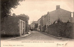 N°119531 -cpa Montfaucon Sur Moine -rue De Miséricorde- - Montfaucon