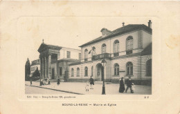 Bourg La Reine * Place , Mairie Et église - Bourg La Reine