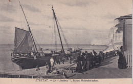 ETRETAT(BATEAU DE PECHE ZUIDERZEE ECHOUE) - Etretat