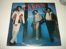 B12 / The O'Jays – Identify Yourself - LP - PIR 83666 - Netherlands 1979  NM/VG - Disco & Pop