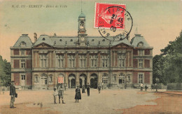 Elbeuf * La Place De L'hôtel De Ville * Mairie - Elbeuf