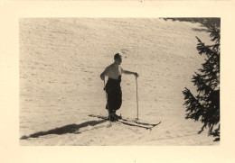 Un Skieur * Ski Sports D'hiver * Photo Ancienne 10.6x7.5cm - Sport Invernali