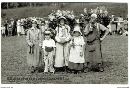 CPA - 52 - WASSY - Fête Des Fleurs - Déguisements - Enfants - Evénement - Wassy