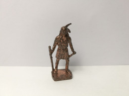 Kinder : Berühmte Indianer-Häuptling 1979-85-93 - Lone Wolf - Kupfer  - Made In Italy - 40 Mm - 5 - Figurines En Métal