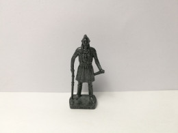Kinder : Berühmte Indianer-Häuptling 1979-85-93 - Tecumseh - Eisen - Made In Italy - 40 Mm - 1 - Figurine In Metallo