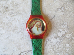 Montre Contemporaine Fantaisie Fond Du Cadran Santa Claus Père Noel Bracelet Plastique Vert Moucheté - Horloge: Modern