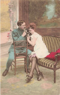 COUPLES - Couple Caressant Un Chat - Carte Postale Ancienne - Couples