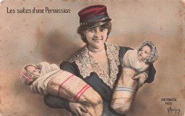 FANTAISIES - Femme Avec Ses Bébés - Les Suites D'une Permission - Carte Postale Ancienne - Women