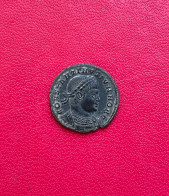 Belle Monnaie Romaine Nummus Constantin I. Etat TB/TTB - Altri & Non Classificati