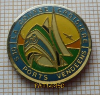 PAT14950 LA COURSE CROISIERE Des PORTS VENDEENS FRANCE TELECOM  VOILIER Sous SPI  COEUR VENDEEN VENDEE - Sailing, Yachting