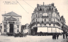 FRANCE - Bourges - Place Cujas Et L'ecole Des Beaux Arts - Carte Postale Ancienne - Bourges