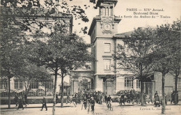 Paris * 14ème * Le Boulevard Brune * La Sortie Des Ateliers Du Timbre * Usine - Paris (14)