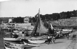 Carry Le Rouet * Les Bateaux De Pêche Dans Le Port * Pêcheurs - Sonstige & Ohne Zuordnung