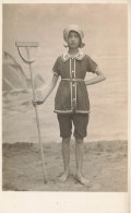 ENFANTS - Un Petit Pêcheur - Carte Postale Ancienne - Groepen Kinderen En Familie