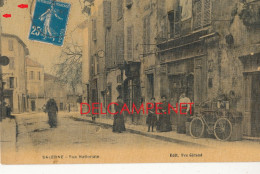 83 // SALERNES (écrit Salerne Sur La Carte )  Rue Nationale  Edit Giraud / Toilée Colorisée  ** - Salernes