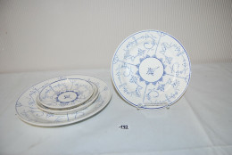 C192 4 Assiettes - Boch - Belgium - Boch (BEL)