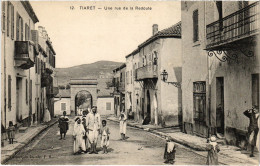 CPA AK TIARET Une Rue De La Redoute ALGERIA (1357837) - Tiaret