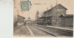 Maignelay  60  Circulée  Timbrée Circulée La Gare  Et Les Quais Tres Tres Animées (Arrondissement De Clermont - Maignelay Montigny