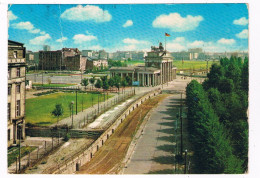 D-16083  BERLIN : Brandenburger Tor Nach Dem 13. August 1961 - Brandenburger Tor