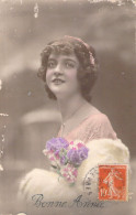 NOUVEL AN - Bonne Année - Happy New Year - Portrait Femme - Carte Postale Ancienne - New Year