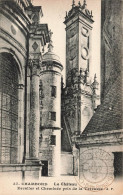 FRANCE - Chambord - Le Château - Escalier Et Cheminée Pris De La Terrasse - AP - Carte Postale Ancienne - Chambord