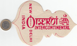 ETIQUETA - STICKER - LUGGAGE LABEL   HOTEL OBEROI - INTERCONTINENTAL - NEW DELHI  - INDIA - Etiquetas De Hotel