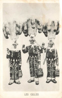 FOLKLORE - Costumes - Les Gilles - Carte Postale - Costumes