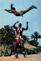 FOLKLORE - Danses - Afrique En Couleurs - Danseurs Acrobatiques - Carte Postale - Tänze