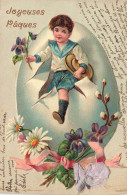 FÊTES ET VOEUX - Pâques - Un Enfant Tenant Sont Chapeau Et Une Fleurs En Courant - Colorisé - Carte Postale Ancienne - Pâques