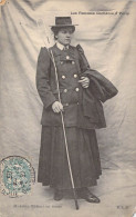 France - Paris - Vieux Métiers - Les Femmes Cochères à Paris - Madame Dufaut En Tenue - Carte Postale Ancienne - Artigianato Di Parigi