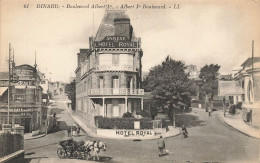 Dinard * Le Boulevard Albert 1er * Hôtel Royal * Grand Café De La Rotonde * Attelage - Dinard