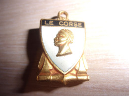 Insigne Escorteur Rapide " Le Corse "- Marine Nationale - Guerre - Armée - Marinera