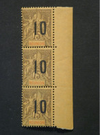 AD0 REUNION   BELLE BANDE VERTICALE DE 3 N° 79. 10 ESPACéS ?  NEUF ** +++ - Unused Stamps