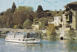 SAINT MAMMES ---Croisières Touristiques Sur La Seine Et L'Yonne--Vedette Du Val De Seine..(bateau)....carte Publicitaire - Saint Mammes