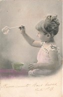 ENFANTS - Un Enfant Jouant Aux Bulles - Carte Postale Ancienne - Portraits