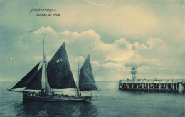 BELGIQUE - Blankenberghe - Bateau De Pêche - Phare - Carte Postale - Blankenberge