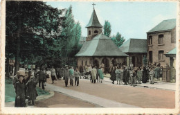 BELGIQUE - Banneux - La Chapelle - Sortie De Messe - Animé - Carte Postale - Sprimont