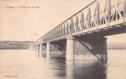 OUDON    PONT SUR LA LOIRE   ARCHITECTURE - Oudon