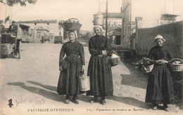 FRANCE - Auvergne - Paysannes Se Rendant Au Marché - Carte Postale Ancienne - Auvergne