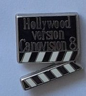 Pin's  Argenté  Cinéma  Hollywood  Version  Canovision 8 - Films